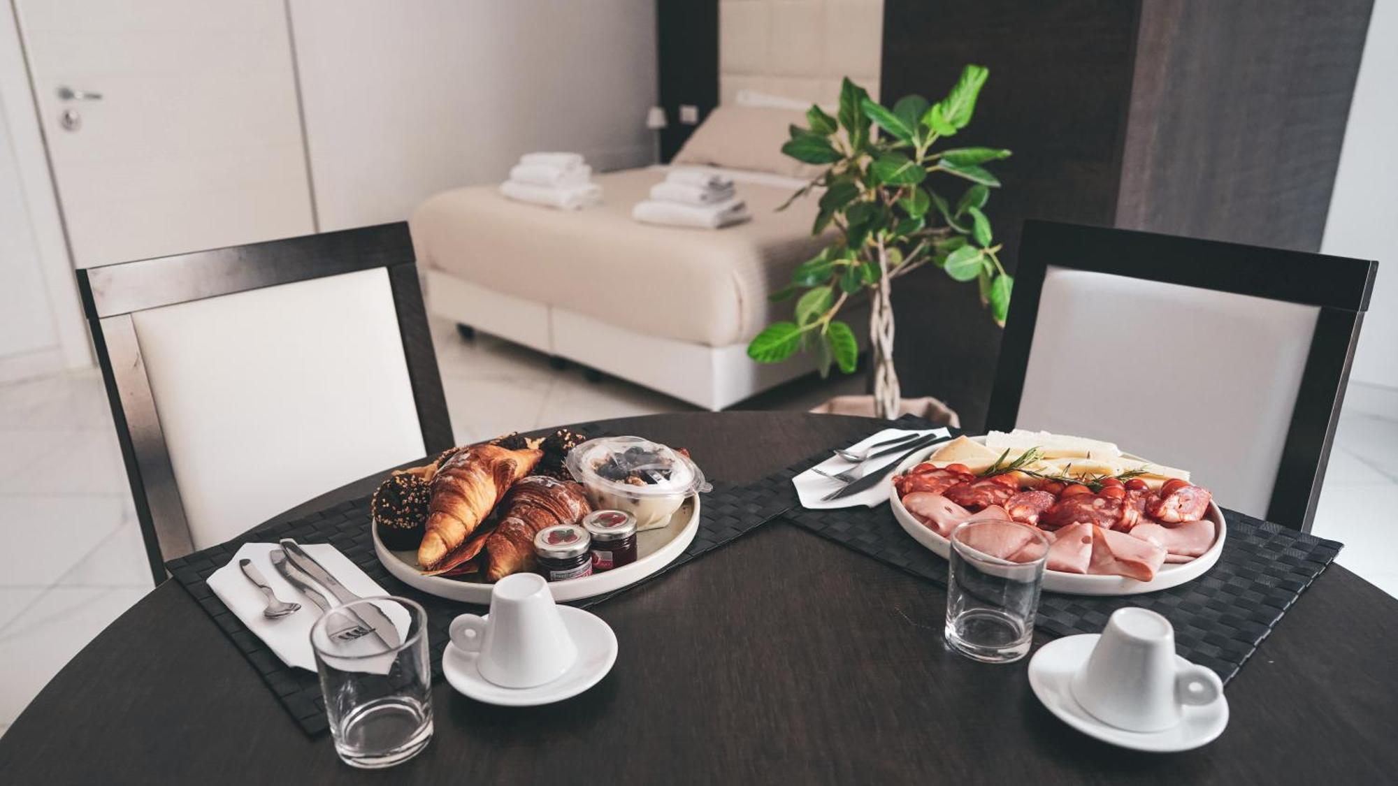 Morin 10 Rome Exclusive Suites ภายนอก รูปภาพ